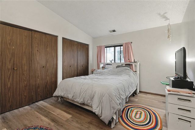 2955 Bowling Street SW 238, Cedar Rapids, IA 52404