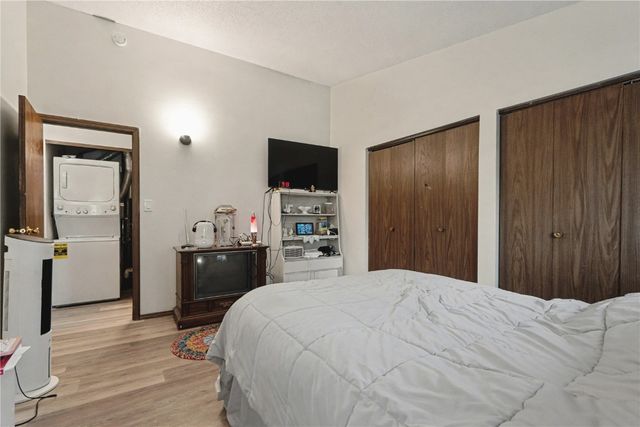 2955 Bowling Street SW 238, Cedar Rapids, IA 52404