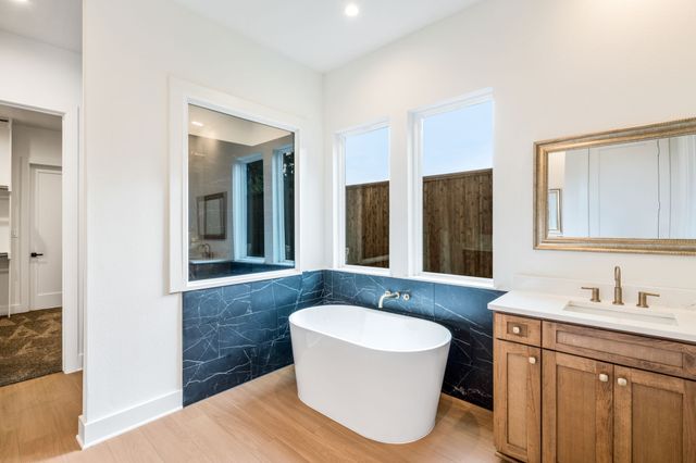 1908 Heritage Knoll Drive, Sherman, TX 75092