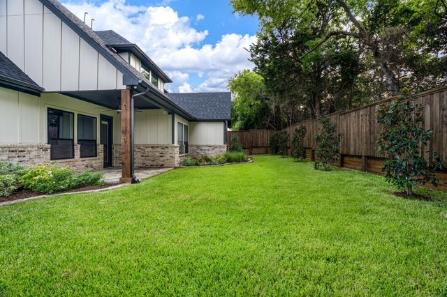 1908 Heritage Knoll Drive, Sherman, TX 75092