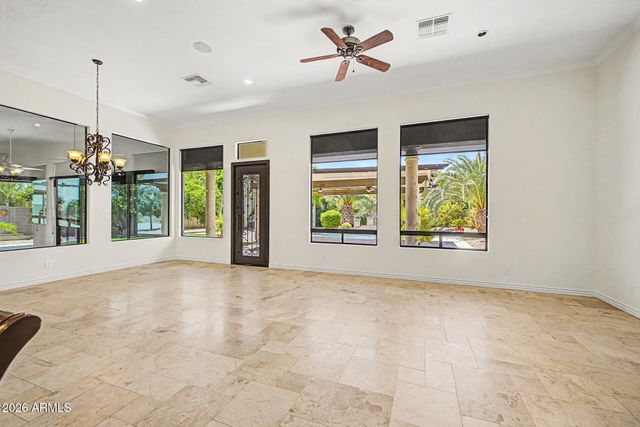 2347 E SANOQUE Court, Gilbert, AZ 85298