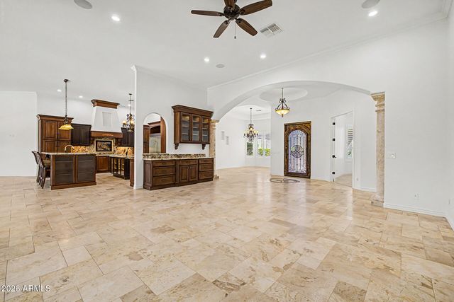 2347 E SANOQUE Court, Gilbert, AZ 85298