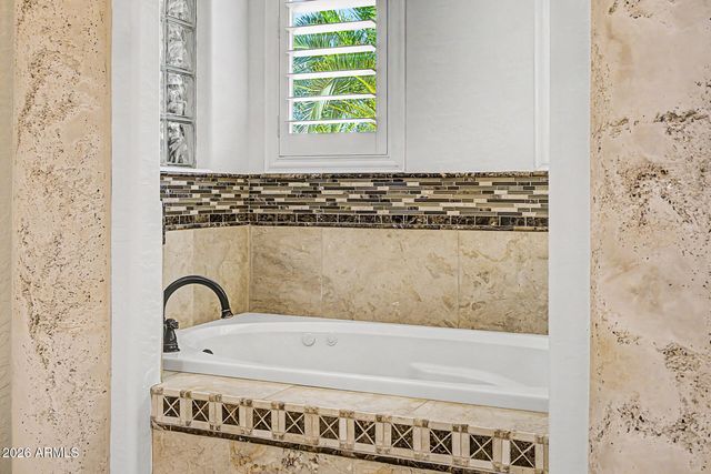 2347 E SANOQUE Court, Gilbert, AZ 85298