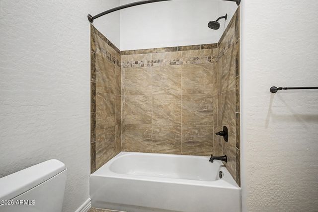 2347 E SANOQUE Court, Gilbert, AZ 85298