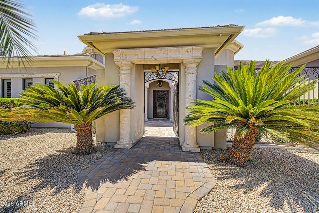 2347 E SANOQUE Court, Gilbert, AZ 85298