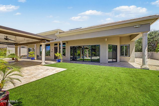 2347 E SANOQUE Court, Gilbert, AZ 85298