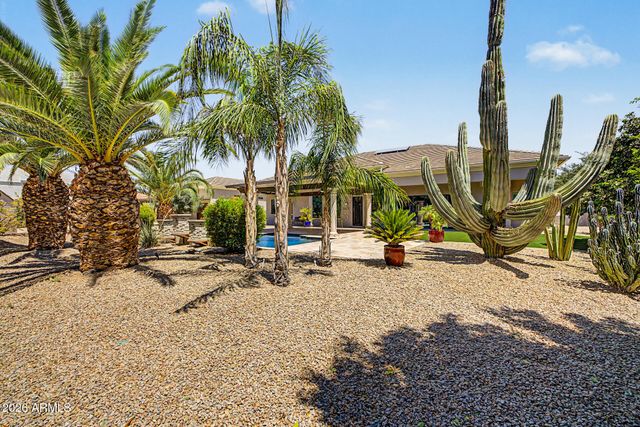 2347 E SANOQUE Court, Gilbert, AZ 85298