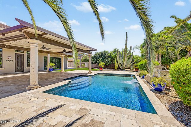 2347 E SANOQUE Court, Gilbert, AZ 85298