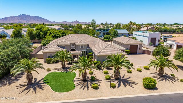 2347 E SANOQUE Court, Gilbert, AZ 85298