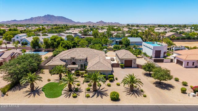 2347 E SANOQUE Court, Gilbert, AZ 85298
