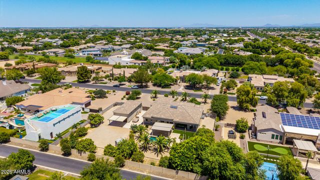2347 E SANOQUE Court, Gilbert, AZ 85298