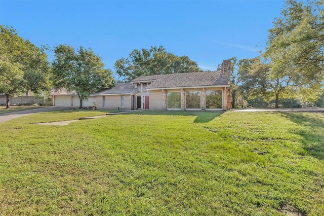 3000 Titleist Drive, Spring, TX 77373