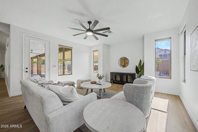 11806 N 142ND Drive, Surprise, AZ 85379