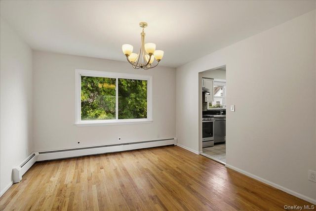 107 Lakeview Avenue, Scarsdale, NY 10583