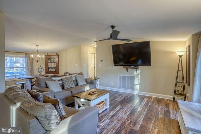 395 SANDBOX RD, Harrington, DE 19952