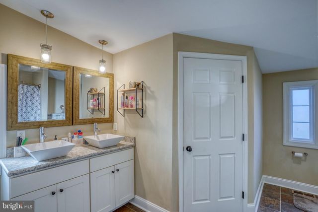 395 SANDBOX RD, Harrington, DE 19952