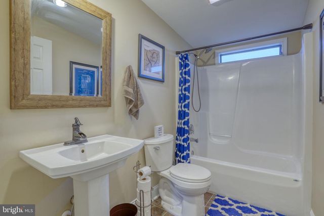 395 SANDBOX RD, Harrington, DE 19952