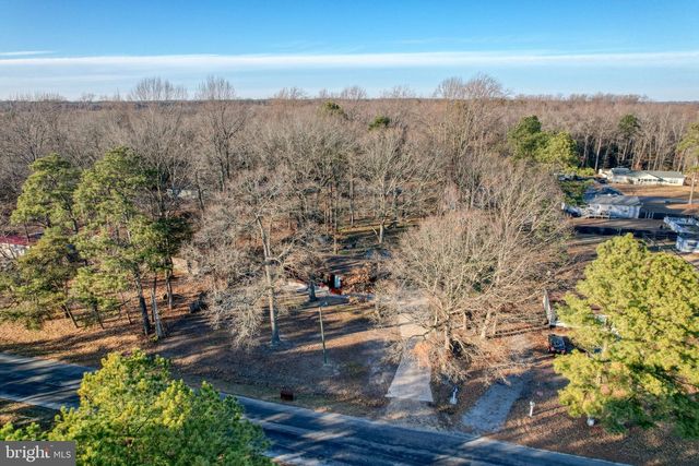 395 SANDBOX RD, Harrington, DE 19952