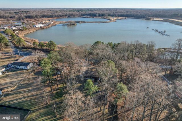 395 SANDBOX RD, Harrington, DE 19952