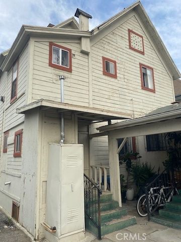 1850 W 11th, Los Angeles, CA 90006