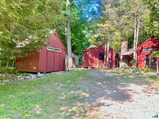 11 Tubbs Spring Drive, Weston, CT 06883