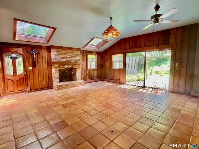 11 Tubbs Spring Drive, Weston, CT 06883