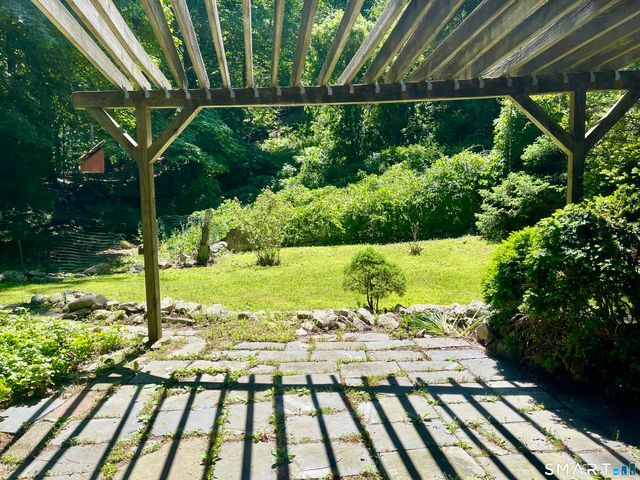 11 Tubbs Spring Drive, Weston, CT 06883