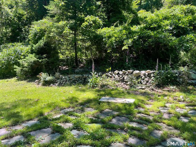 11 Tubbs Spring Drive, Weston, CT 06883