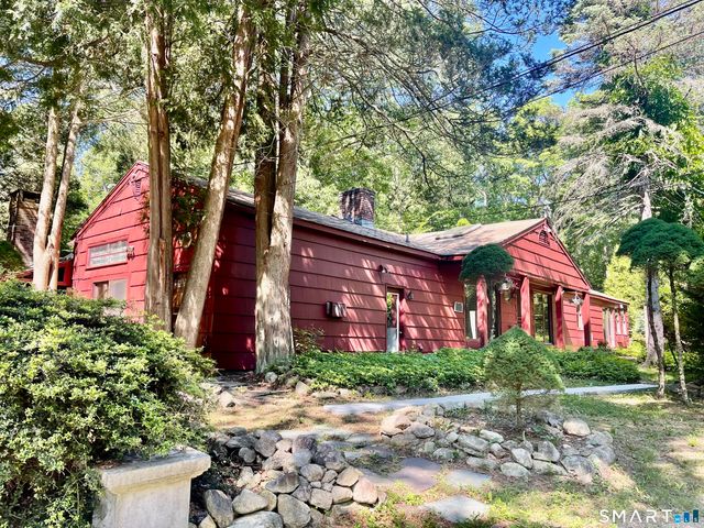 11 Tubbs Spring Drive, Weston, CT 06883