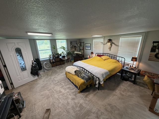 608 E Garden Farm Road, Rossville, GA 30741