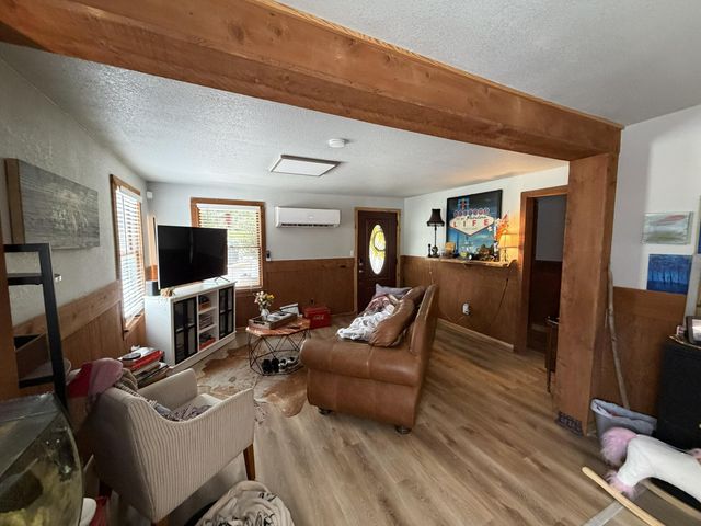 608 E Garden Farm Road, Rossville, GA 30741