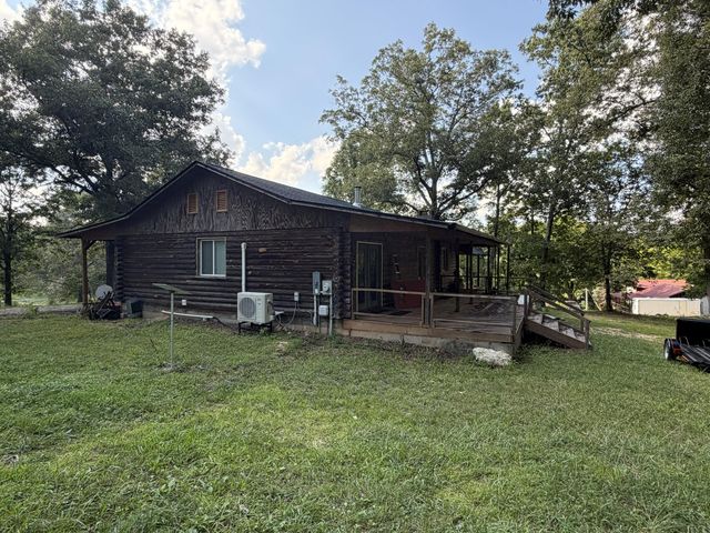 608 E Garden Farm Road, Rossville, GA 30741