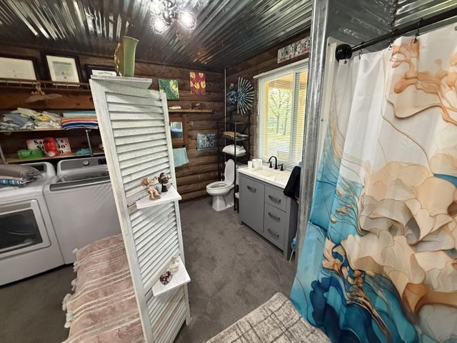 608 E Garden Farm Road, Rossville, GA 30741