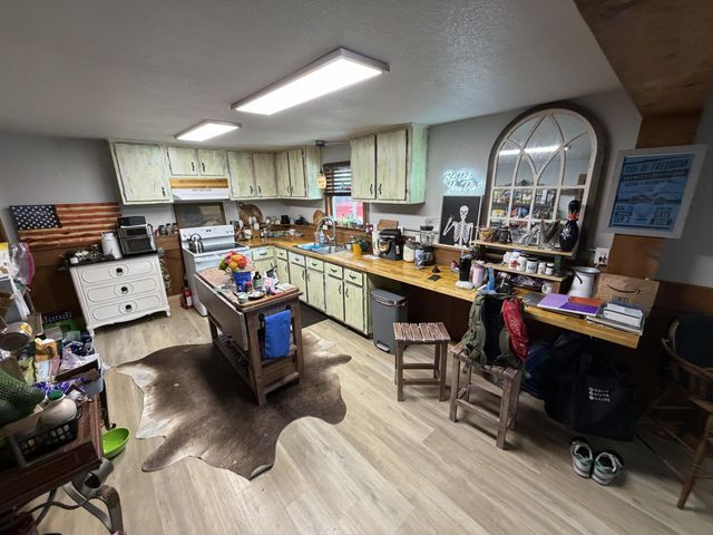 608 E Garden Farm Road, Rossville, GA 30741