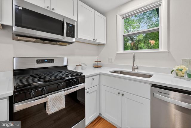 9717 CAPITOL VIEW AVE, Silver Spring, MD 20910