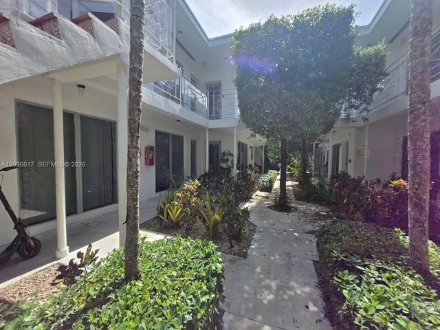 1560 Pennsylvania Ave 216, Miami Beach, FL 33139