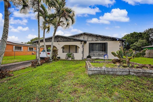 735 NW 8th Ct, Florida City, FL 33034