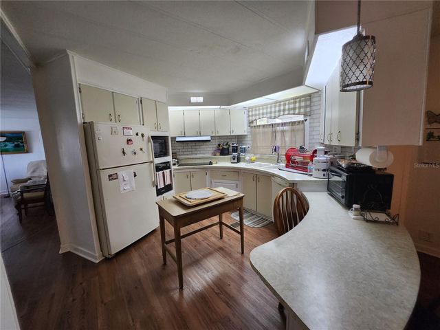 6091 SE 114TH STREET ROAD, Belleview, FL 34420