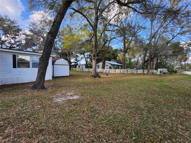 6091 SE 114TH STREET ROAD, Belleview, FL 34420