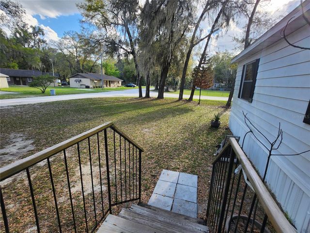 6091 SE 114TH STREET ROAD, Belleview, FL 34420
