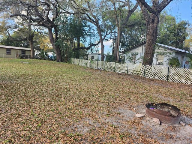 6091 SE 114TH STREET ROAD, Belleview, FL 34420