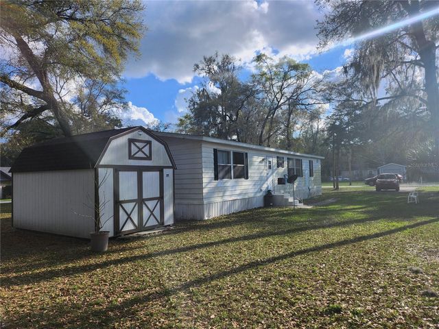 6091 SE 114TH STREET ROAD, Belleview, FL 34420