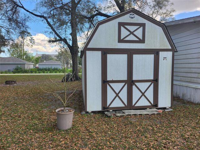 6091 SE 114TH STREET ROAD, Belleview, FL 34420