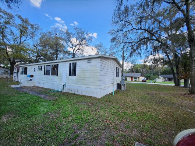 6091 SE 114TH STREET ROAD, Belleview, FL 34420