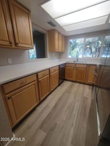 531 W OXFORD Drive, Tempe, AZ 85283