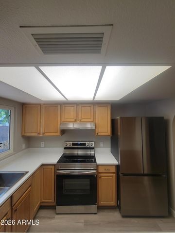 531 W OXFORD Drive, Tempe, AZ 85283