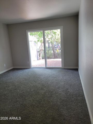 531 W OXFORD Drive, Tempe, AZ 85283
