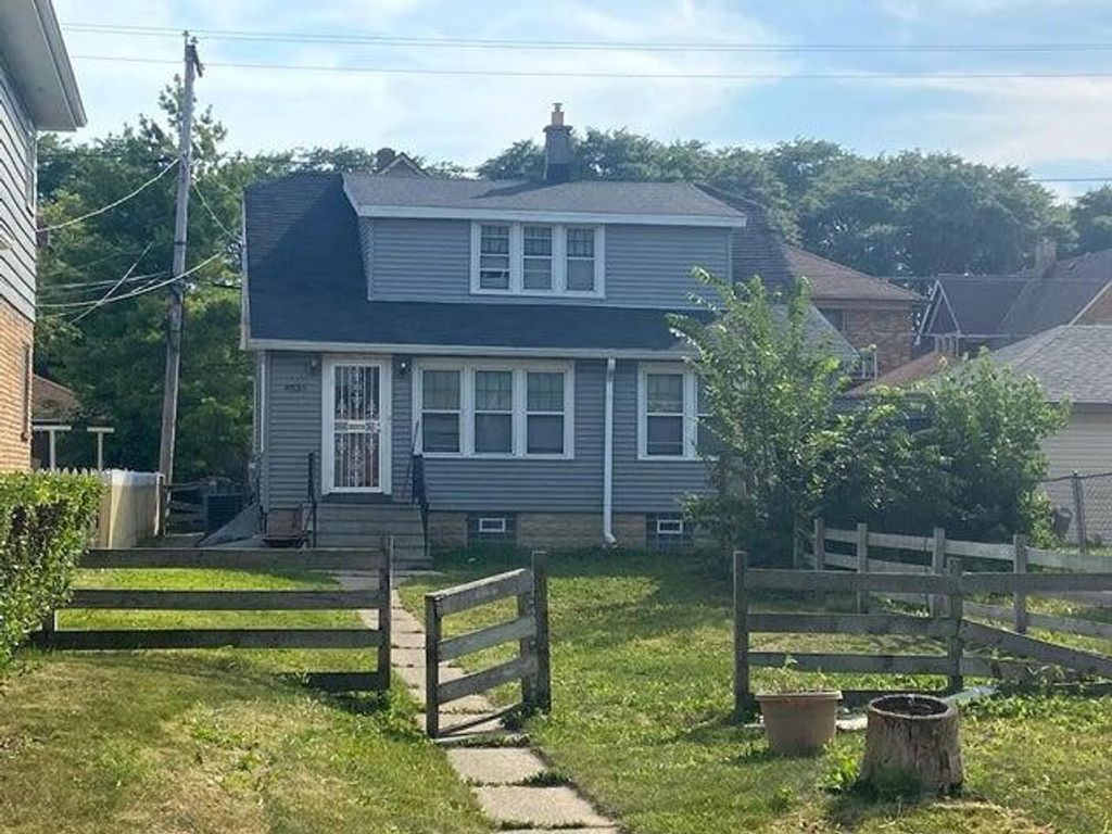 4535 W Fond Du Lac AVENUE, Milwaukee, WI 53216