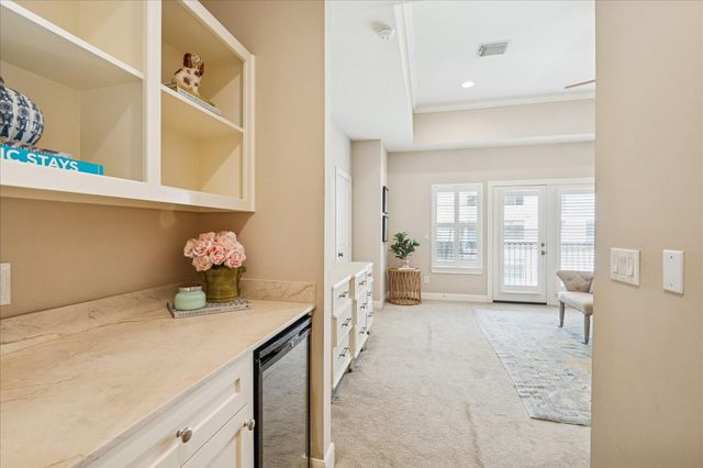 38 Riva Row, The Woodlands, TX 77380