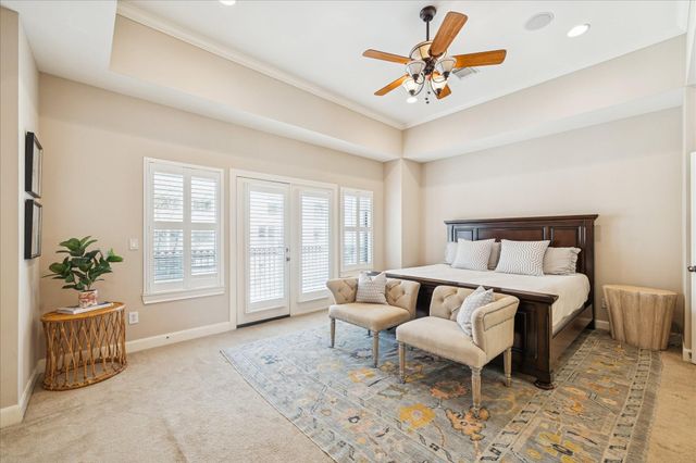 38 Riva Row, The Woodlands, TX 77380